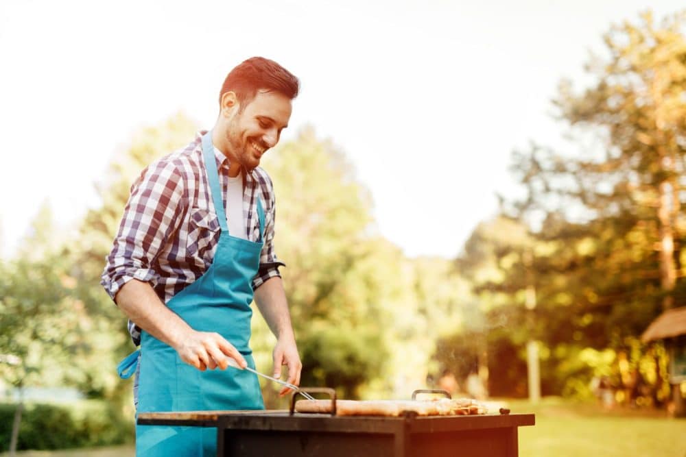 Lifestyle picture apartments in Cobb county Heartwood Powder Springs istock 543075792